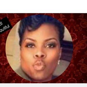 Meet your Posher, Lakeshia